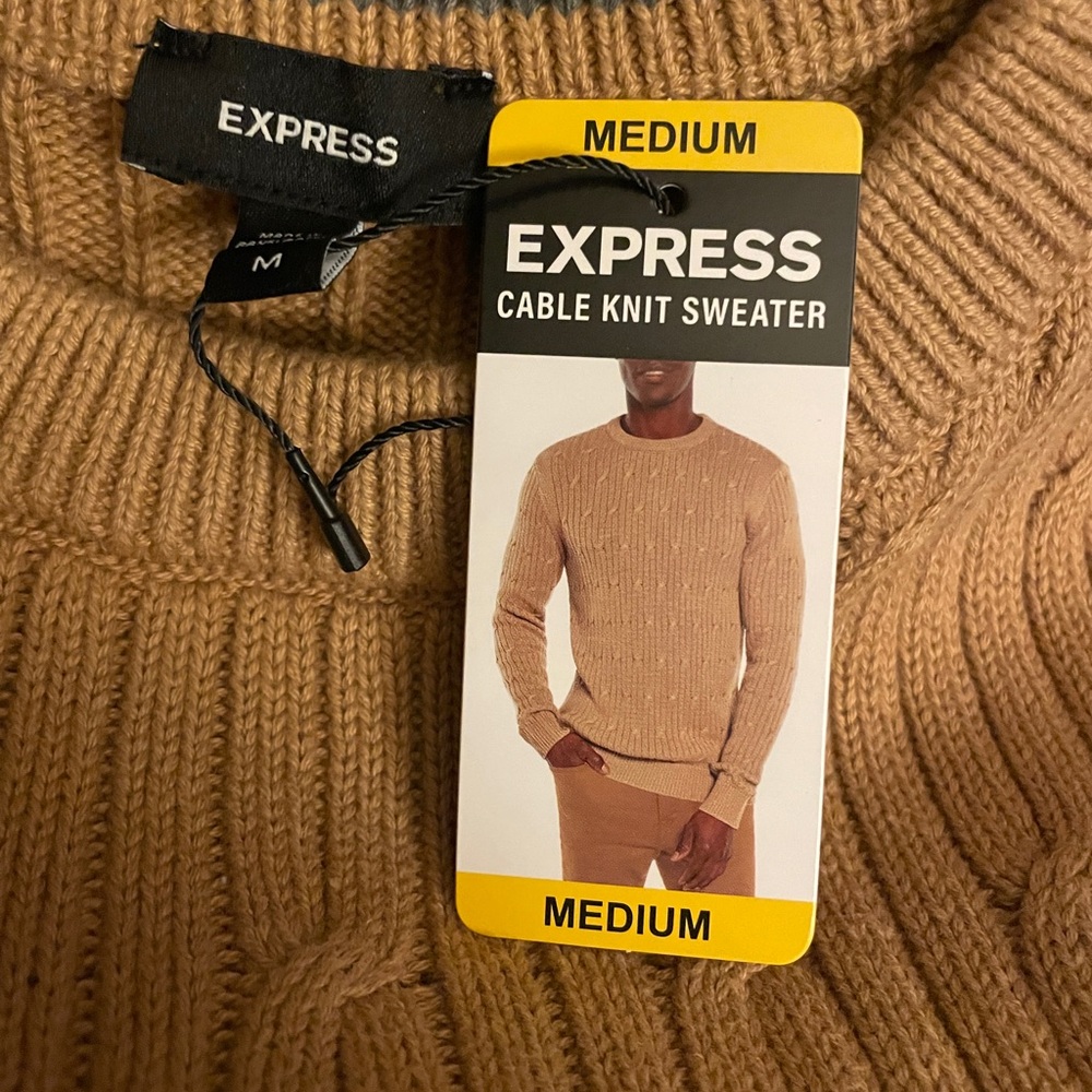 Express Men's Cable Knit Sweater Size Medium Beige‎ Pecan